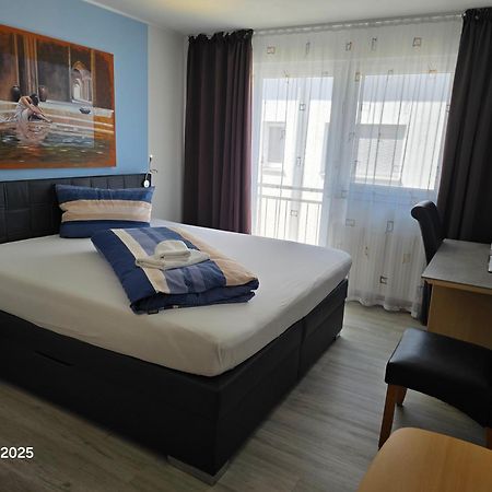 Hotel Ackermann Riedstadt Ngoại thất bức ảnh