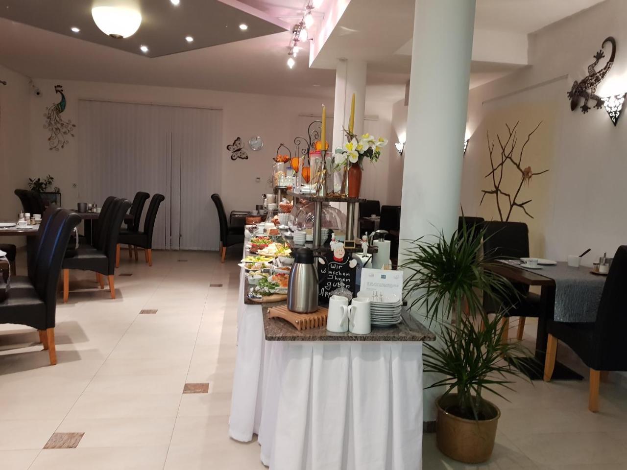 Hotel Ackermann Riedstadt Ngoại thất bức ảnh